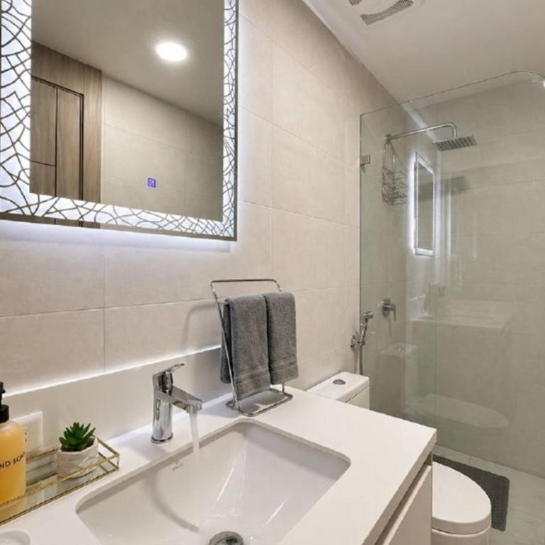 Big Family 3BR Pool Gym Near, Parking, AC, WIFI, El Dorado - Three-Bedroom Premium Apartment - 48
