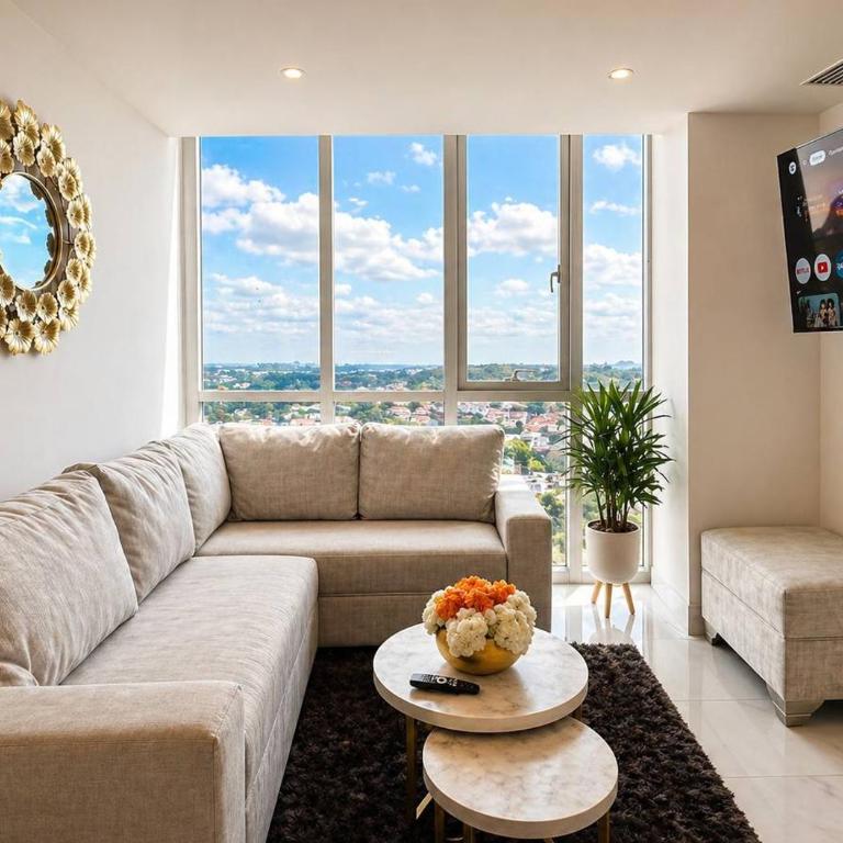 Big Family 3BR Pool Gym Near, Parking, AC, WIFI, El Dorado - Three-Bedroom Premium Apartment - 32