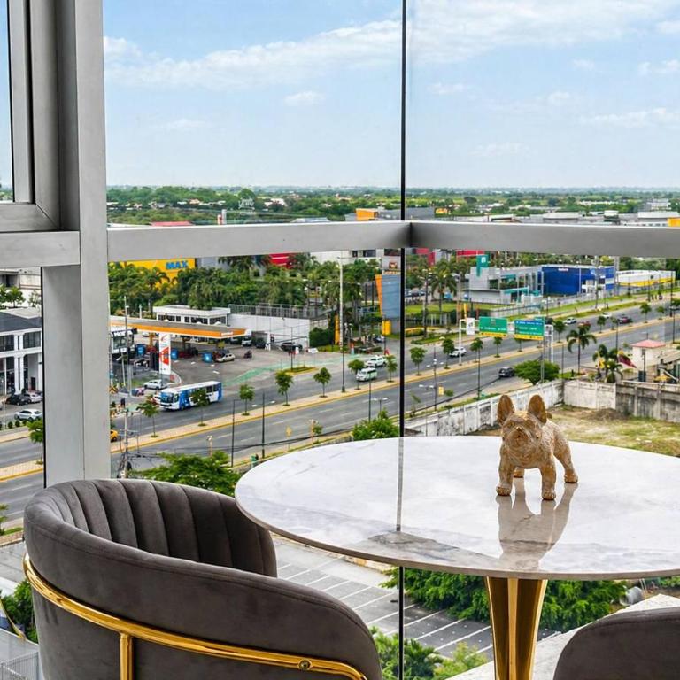 Big Family 3BR Pool Gym Near, Parking, AC, WIFI, El Dorado - Three-Bedroom Premium Apartment - 78