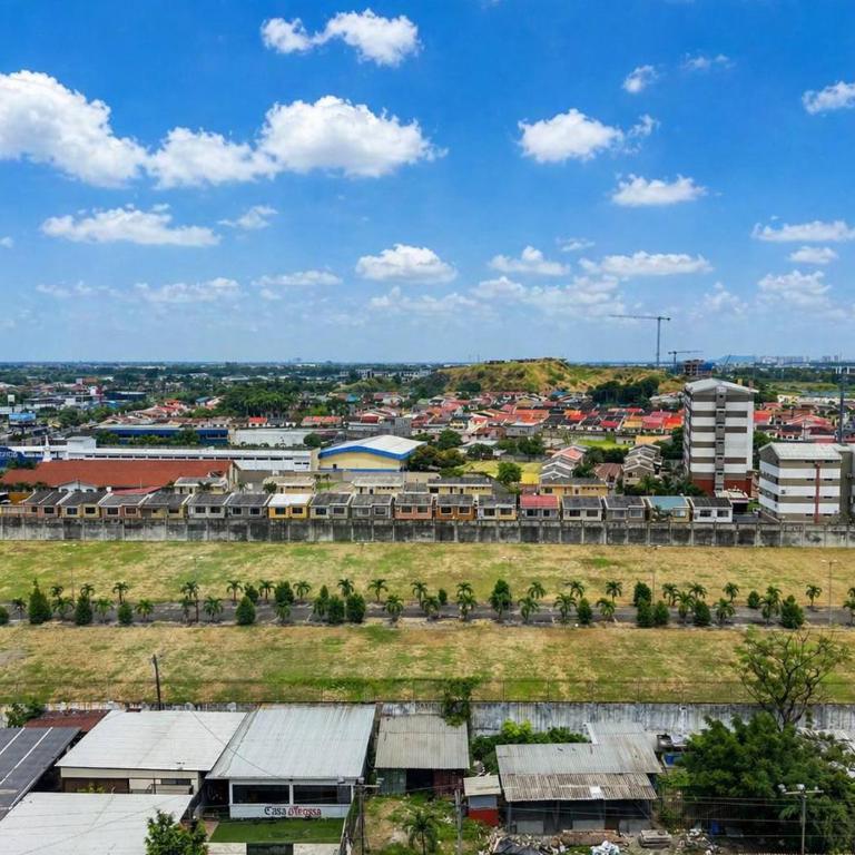 Big Family 3BR Pool Gym Near, Parking, AC, WIFI, El Dorado - Three-Bedroom Premium Apartment - 80