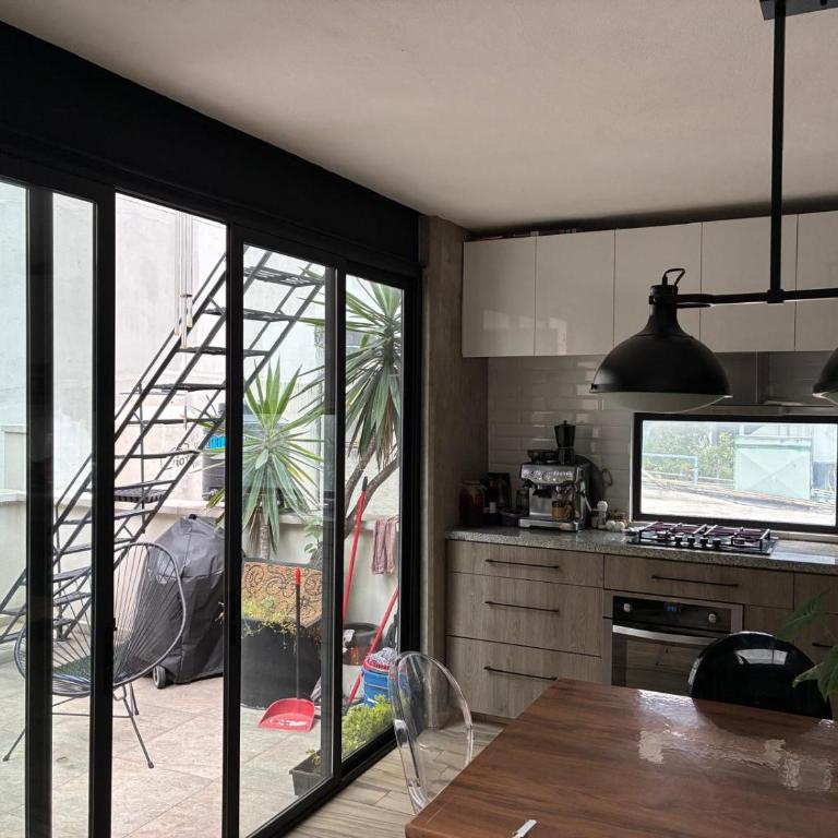 Loft en Reforma, Recamara Matrimonial con Terraza - Double Room with Terrace - 9