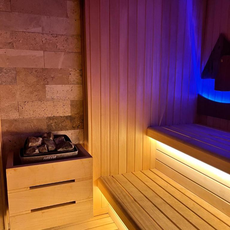 becici residance with pool & sauna - One-Bedroom Apartment - 3