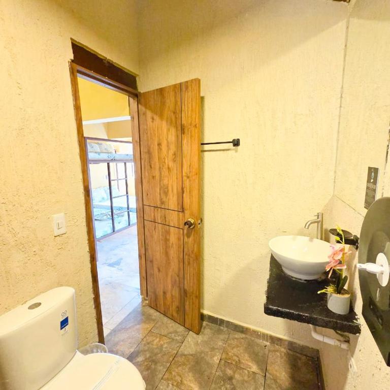 Chalet Tropical en melgar, piscina privada - Casa de 4 dormitorios - 7