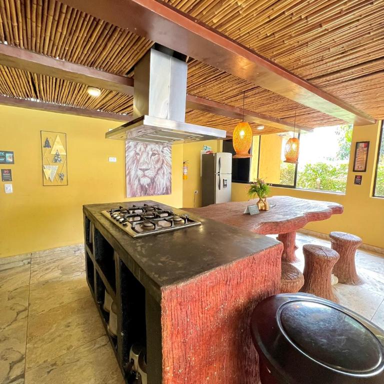 Chalet Tropical en melgar, piscina privada - Casa de 4 dormitorios - 13