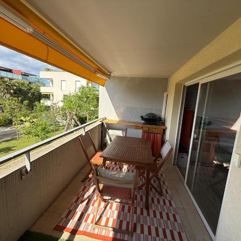 T2 Climatisé Sète Résidence avec Piscine - FR-1-472-210 - Apartment - 1