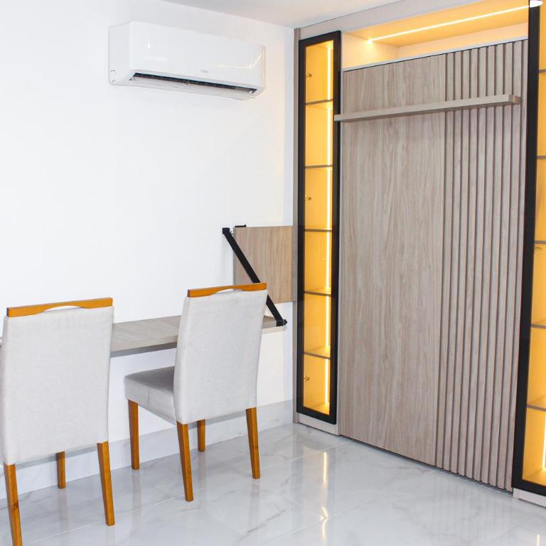 Big Family 3BR Pool Gym Near, Parking, AC, WIFI, El Dorado - Three-Bedroom Apartment with View - 9