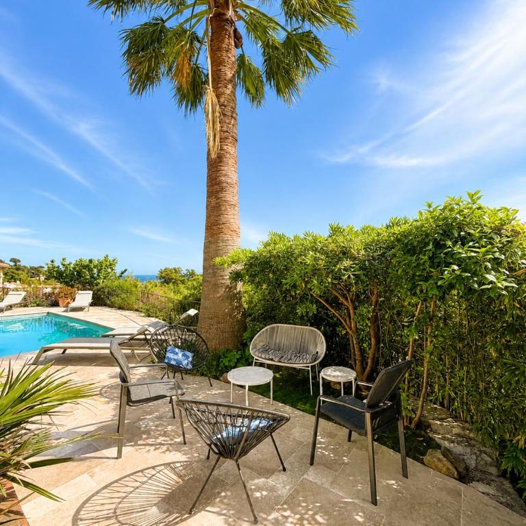 L'eau des Oliviers - Four-Bedroom House - 3