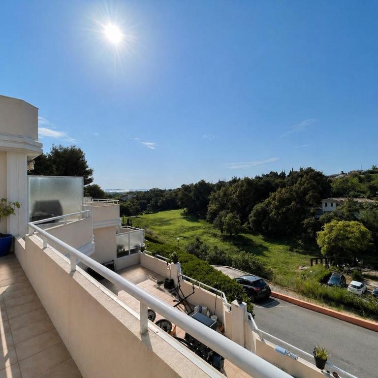 GREAT OPPORTUNITY! EXCEPTIONAL terrace & pool & garage - Appartamento con 1 Camera da Letto - 19