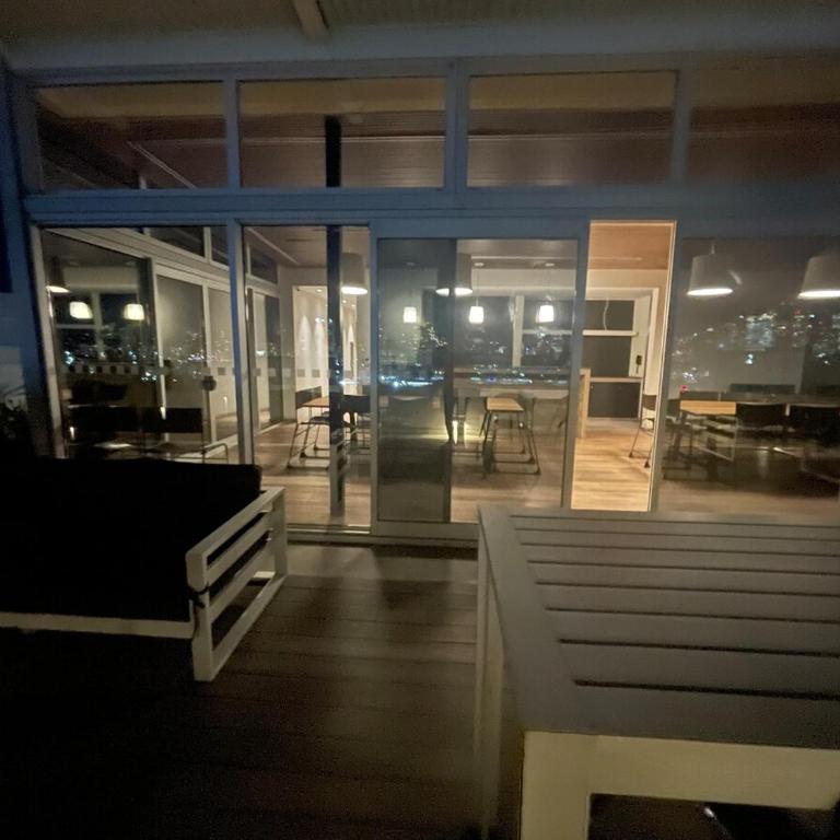 Depto Moderno con Spa y Pileta - Apartamento de 2 dormitorios - 55