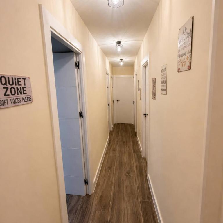 Cozy Guest Room in Central Madrid - Perfect for Professionals - Single Room - 12