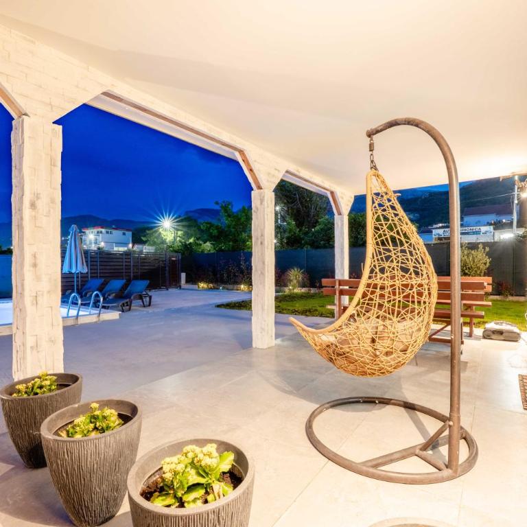 Villa Ksenija with Private Pool- Peace & Privacy - Two-Bedroom Villa - 4