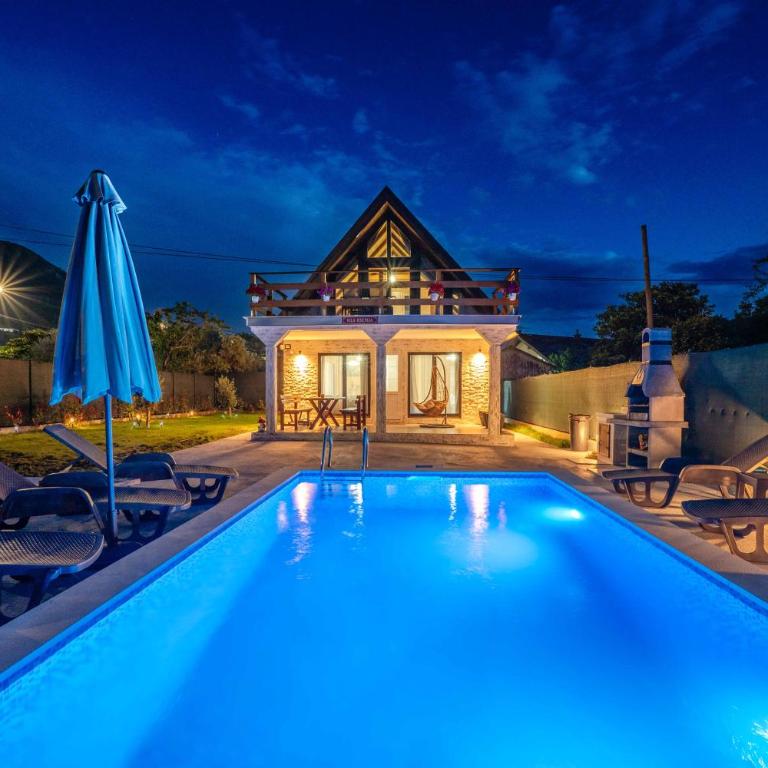 Villa Ksenija with Private Pool- Peace & Privacy - Two-Bedroom Villa - 14