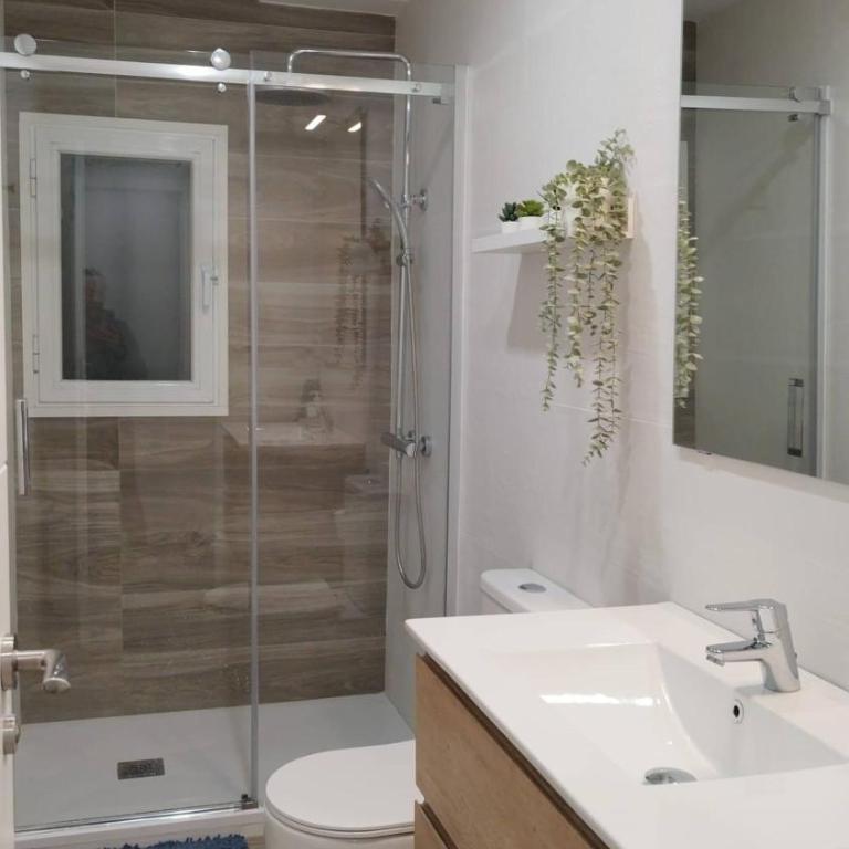 Modern Comfort in Madrid Premium Room Rental with All Amenities - Habitación Individual - 20