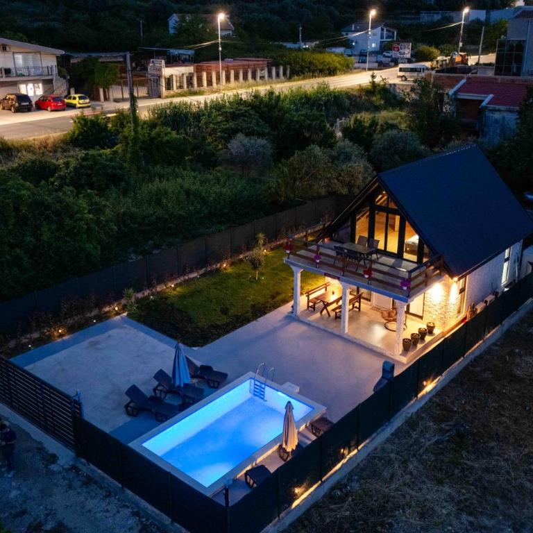 Villa Ksenija with Private Pool- Peace & Privacy - Two-Bedroom Villa - 3