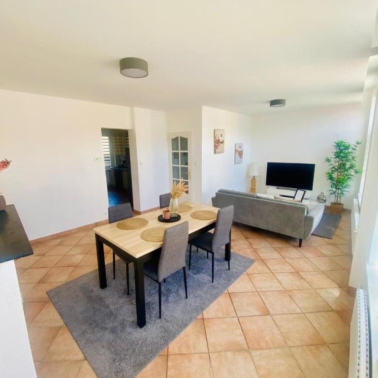 Le Central 75 - Hyper centre - Parking - Appartement 2 Chambres - 12