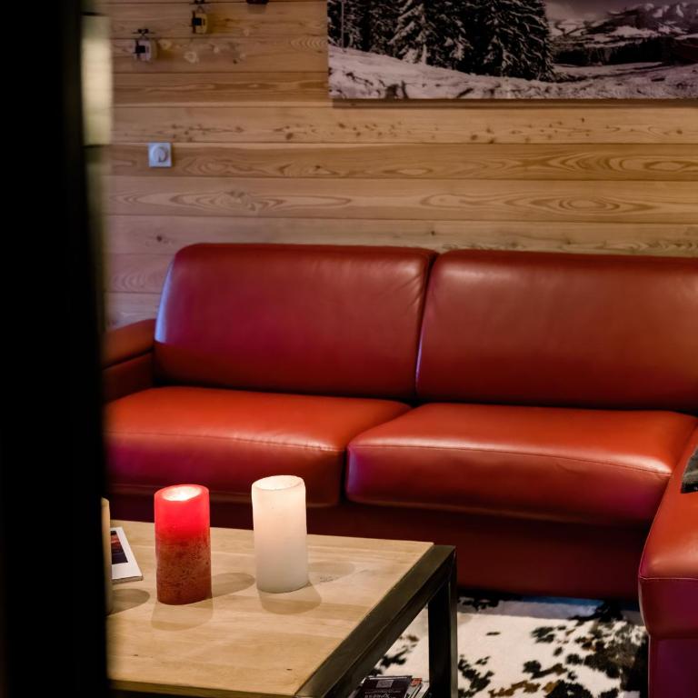 CHALET EVEREST Les CHALETS D'HINOUKA SERRE CHEVALIER-CHANTEMERLE 200 m des pistes - Chalet 3 Chambres - 7