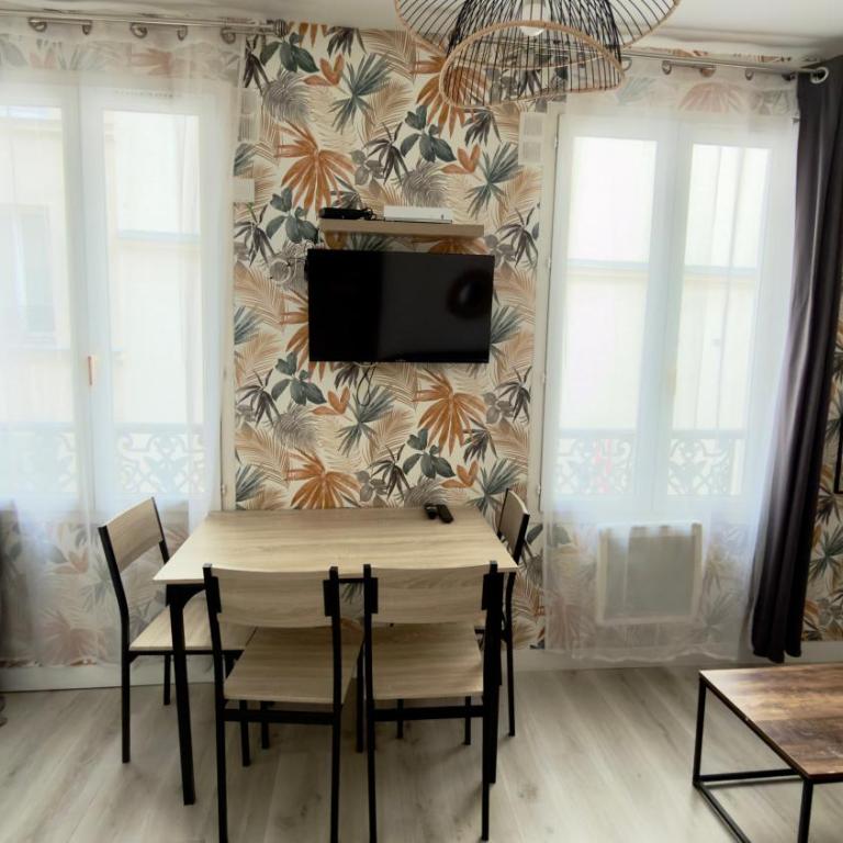 Vibrant Pigalle Red Light District I Moulin Rouge I Cafés & Nightlife - Appartement 2 Chambres Deluxe - 18