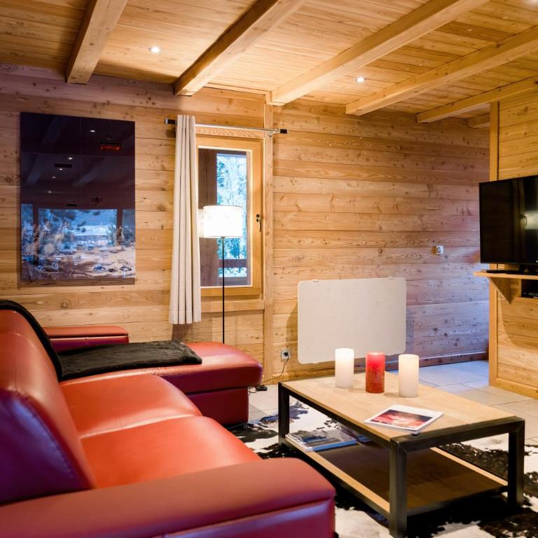 CHALET EVEREST Les CHALETS D'HINOUKA SERRE CHEVALIER-CHANTEMERLE 200 m des pistes - Chalet 3 Chambres - 4