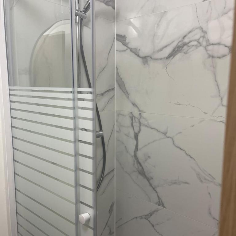 Appartement cosy à 300 mètres de la plage - Apartamento de 1 dormitorio - 8