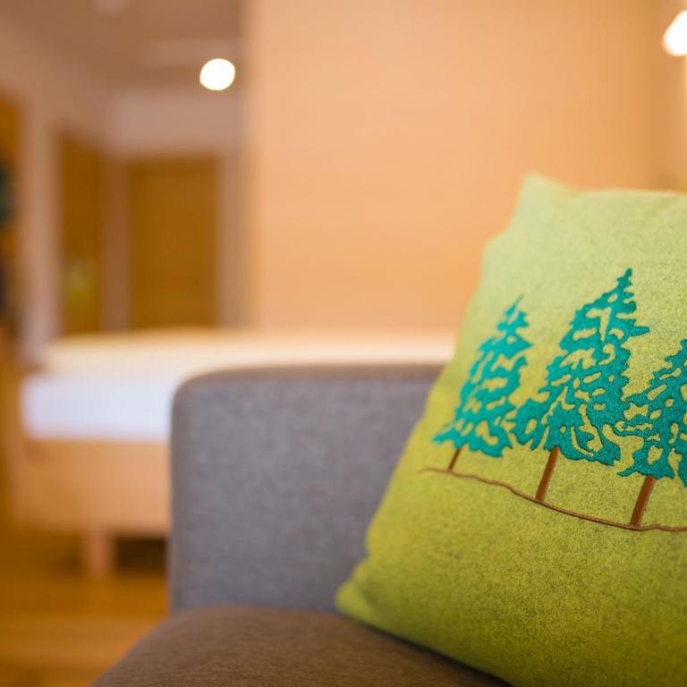 Familienhotel Kreuzwirt - Familienzimmer mit Balkon - 5