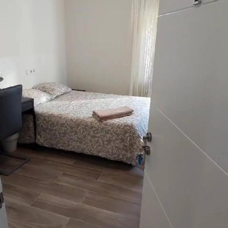 Cozy Guest Room in Modern Madrid Flat - Perfect for Digital Nomads - Single Room - 1