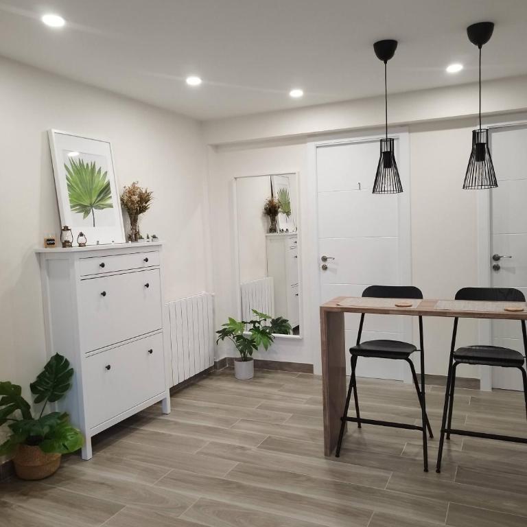 Cozy Guest Room in Modern Madrid Flat - Perfect for Digital Nomads - Single Room - 3