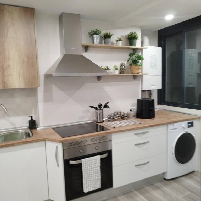 Cozy Guest Room in Modern Madrid Flat - Perfect for Digital Nomads - Single Room - 16