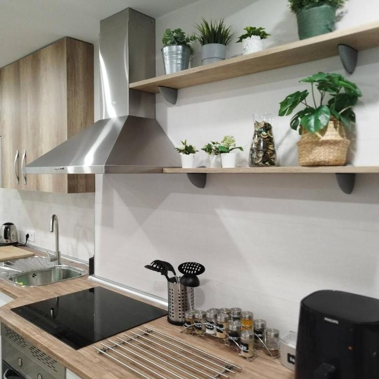 Cozy Guest Room in Modern Madrid Flat - Perfect for Digital Nomads - Single Room - 18