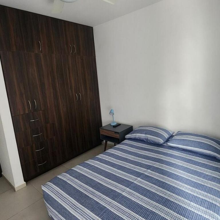 Impeccable Apartment in Downtown MTY with Private Parking Space - Three-Bedroom Apartment - 19
