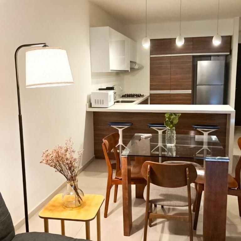 Impeccable Apartment in Downtown MTY with Private Parking Space - Three-Bedroom Apartment - 28