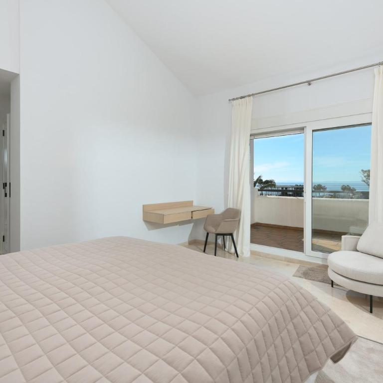 Luxurious 3-Bedroom Penthouse in Los Monteros Marbella - Apartamento - 25