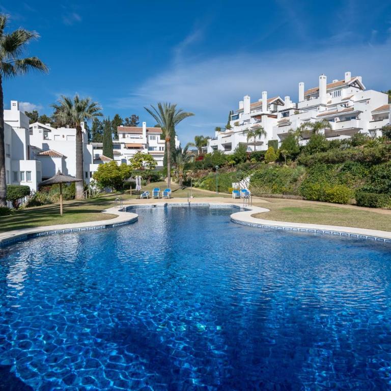 Luxurious 3-Bedroom Penthouse in Los Monteros Marbella - Apartamento - 42