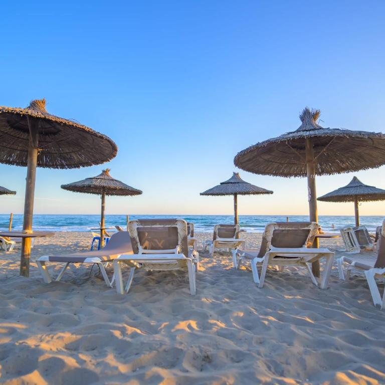 Luxurious 3-Bedroom Penthouse in Los Monteros Marbella - Apartamento - 54