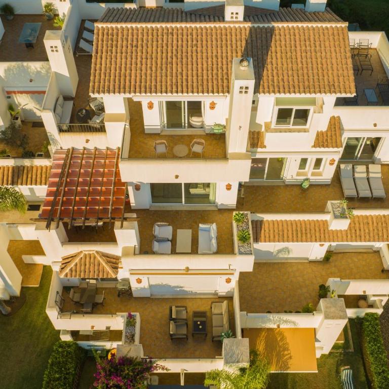 Luxurious 3-Bedroom Penthouse in Los Monteros Marbella - Apartamento - 53