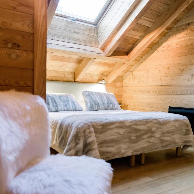 CHALET EVEREST Les CHALETS D'HINOUKA SERRE CHEVALIER-CHANTEMERLE 200 m des pistes - Chalet 3 Chambres - 18