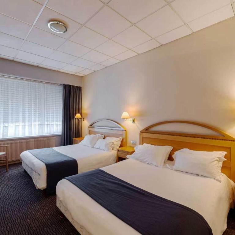 Metropol Hotel - Chambre Familiale - 1