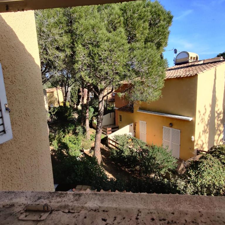 Studio mezzanine climatisé - Pinède - Plage à pied sous les pins - Apartment mit 1 Schlafzimmer - 9