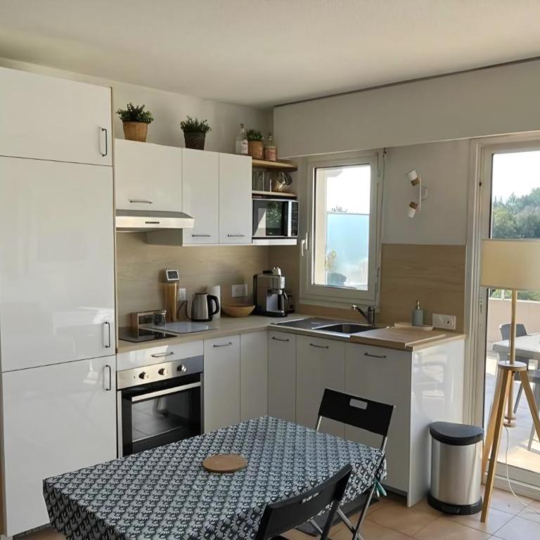 GREAT OPPORTUNITY! EXCEPTIONAL terrace & pool & garage - Appartamento con 1 Camera da Letto - 2
