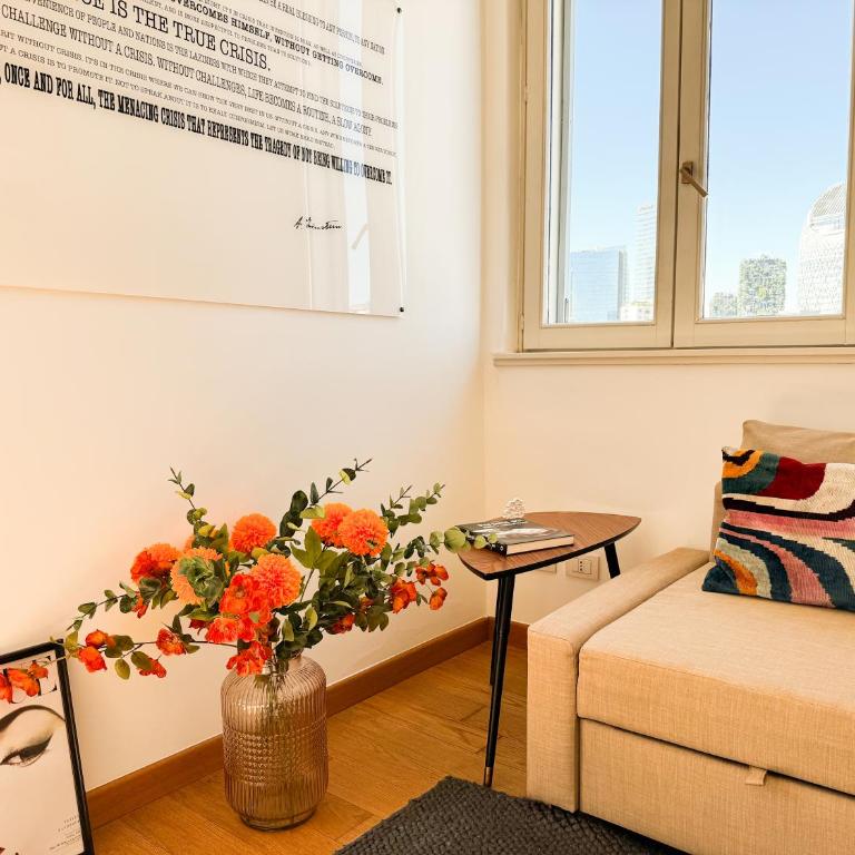 Brera Elegant 5th Floor Flat with Balcony - Appartamento con 1 Camera da Letto - 11