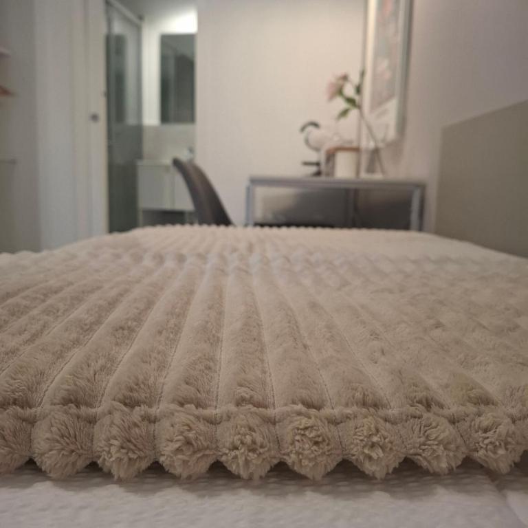 Eva Urban Rooms Centro Lecco - Camera Singola Standard - 4