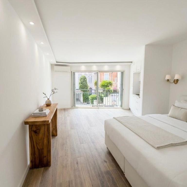 Luxury Apartment Cannes Croisette - Palais des Festivals - next to the Beach & Sea - Appartement - Vue sur Jardin - 4