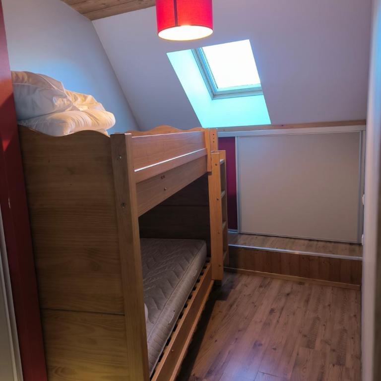 Camp de base idéalement situé à 5 mn de Briançon duplex 6 personnes - Appartement 2 Chambres avec Vue sur la Montagne - 7