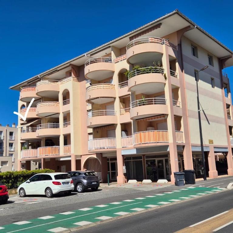 Appartement 2 pièces avec terrasse et garage proche plage et port - Appartamento con 1 Camera da Letto - 18