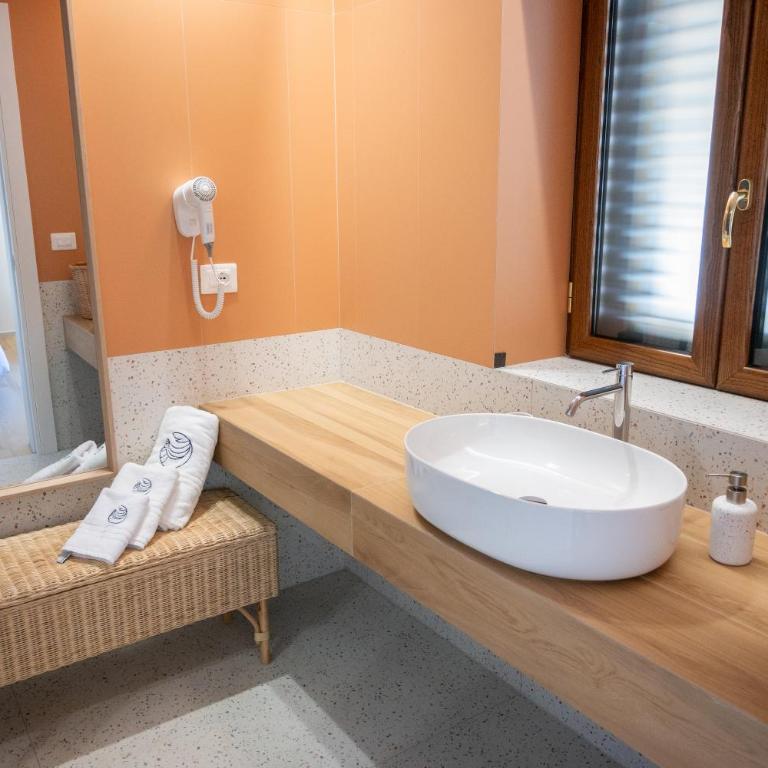 Vira Verso Est - Junior Suite con Balcone - 31