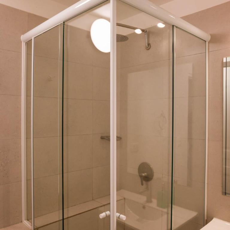 Bellavista Buzz Stylish 1BR Haven Just Steps from the Metro - Studio - 28
