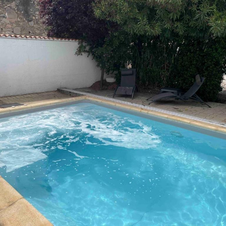 Villa avec piscine proche des grands buffets - Villa - 22