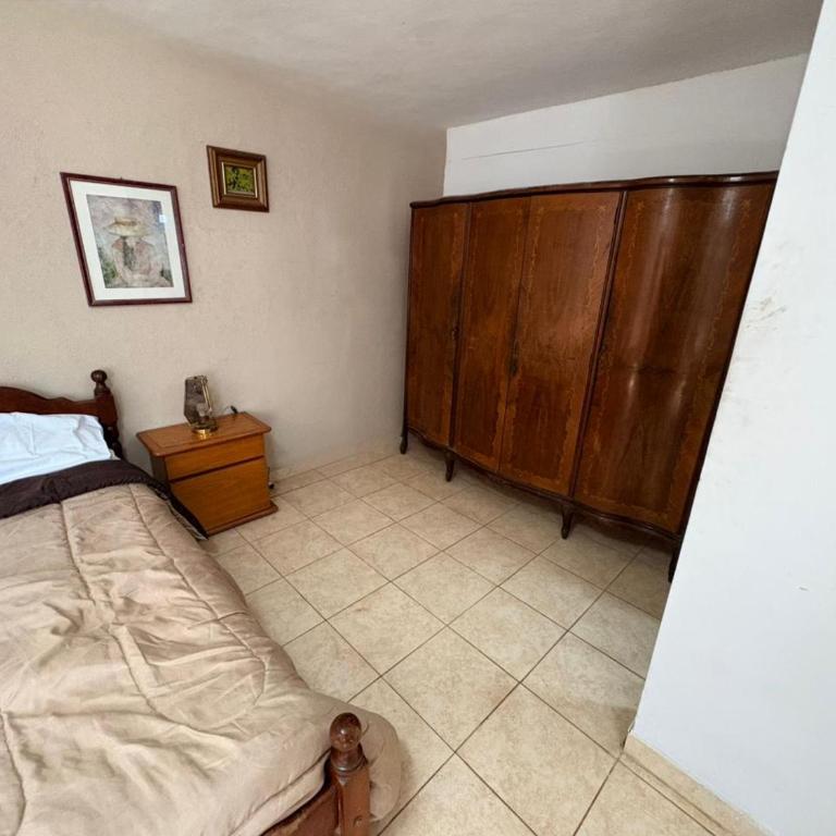 EDELWEISS, Casa Quinta en Monte Grande, Buenos Aires, EZEIZA AIRPORT, GARDEN, SWIMMING POOL - Habitación cuádruple - 9