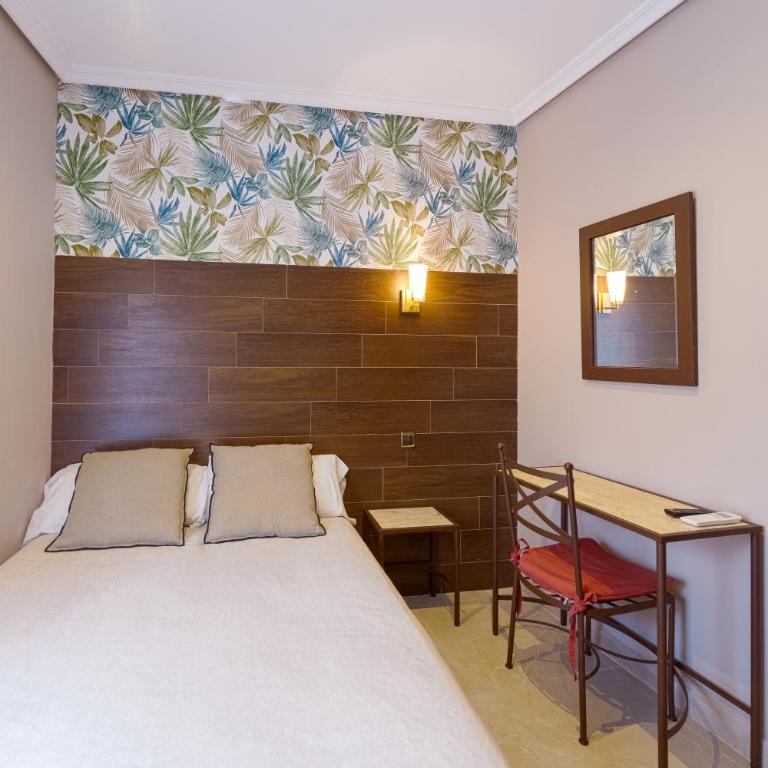 Hostal Sol - Habitación Individual Pequeña - 4