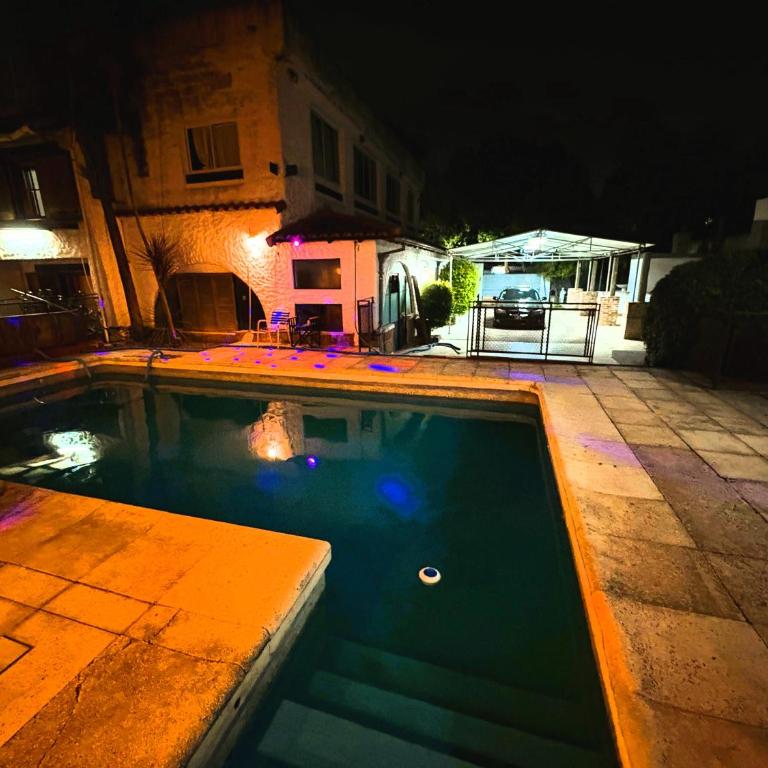 EDELWEISS, Casa Quinta en Monte Grande, Buenos Aires, EZEIZA AIRPORT, GARDEN, SWIMMING POOL - Habitación cuádruple - 21