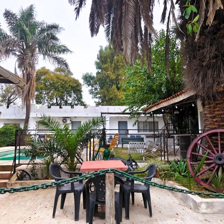 EDELWEISS, Casa Quinta en Monte Grande, Buenos Aires, EZEIZA AIRPORT, GARDEN, SWIMMING POOL - Habitación cuádruple - 25